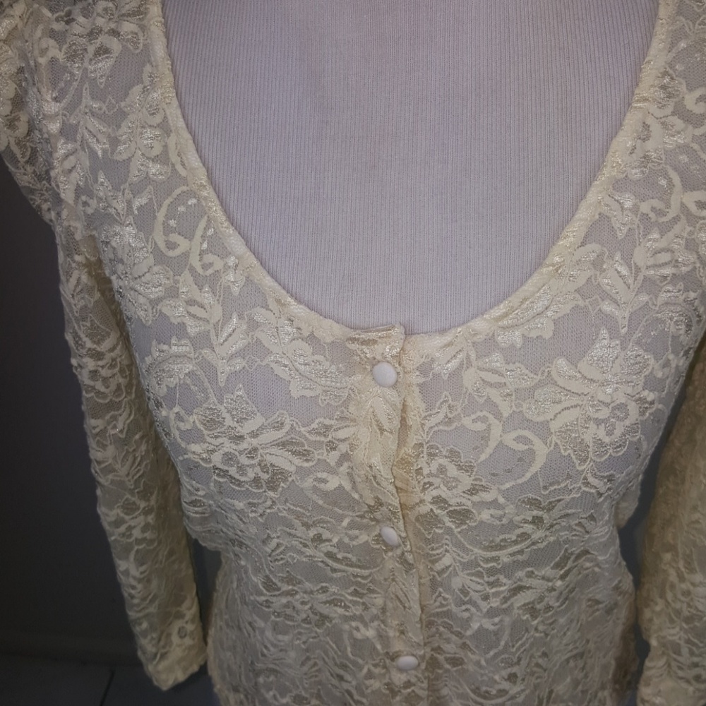 NWOT Vintage Lace Button Down Puffy Shoulder Top - Picture 6 of 8